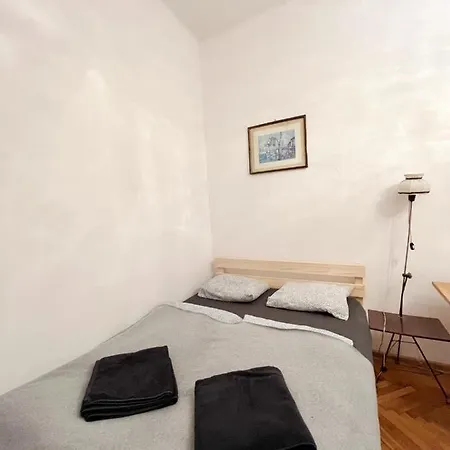 Cozy Studio In Cracow Krakau Exterior foto